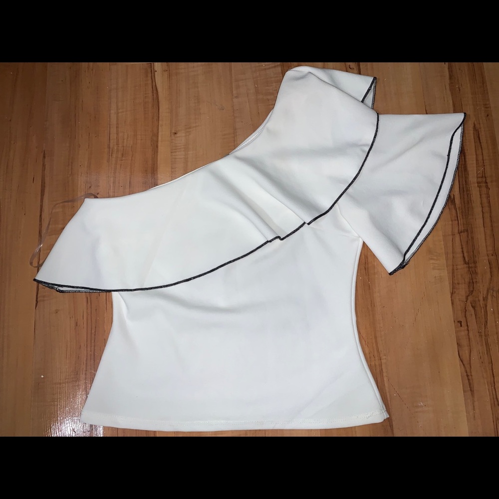 White one shoulder top